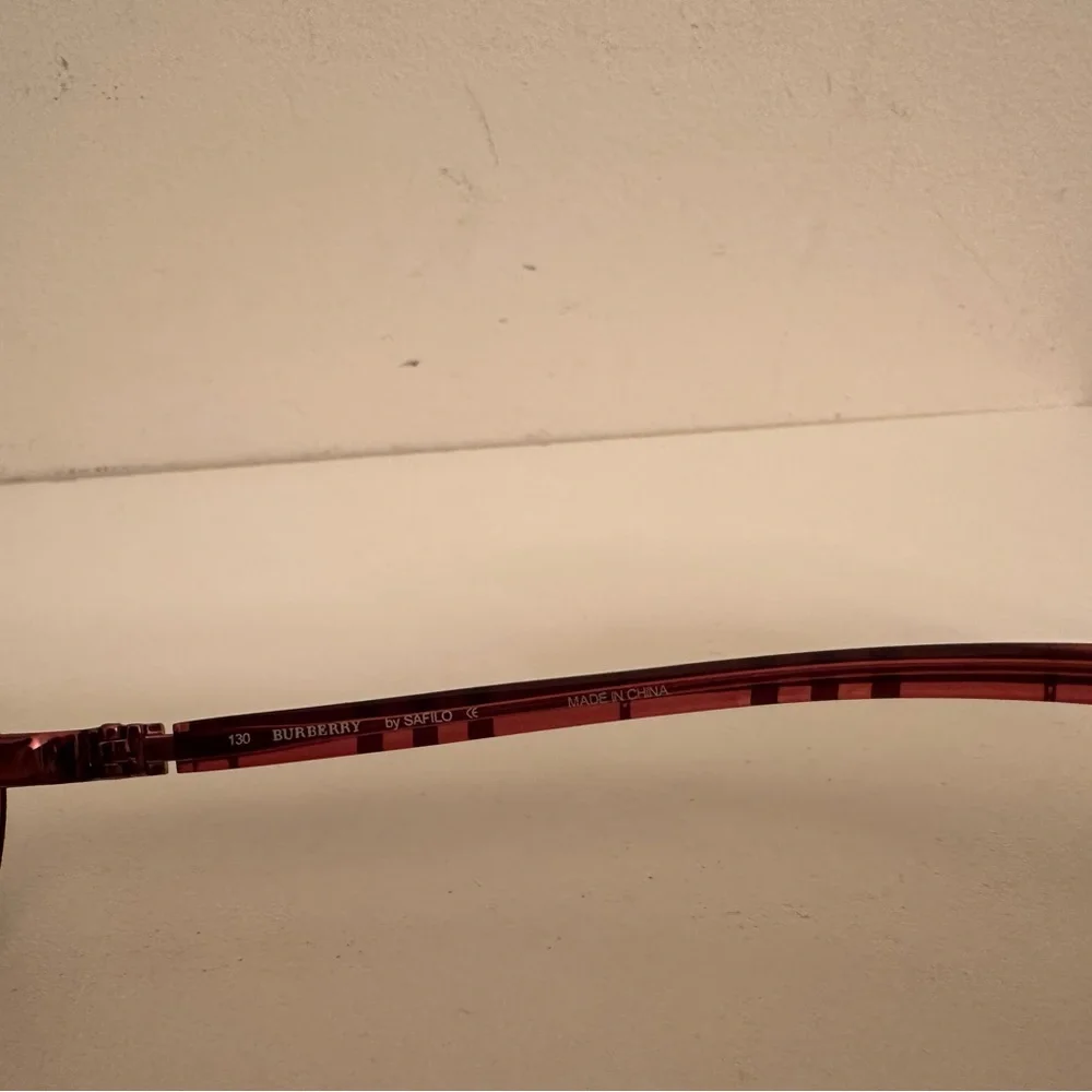 Burberry Women's Sunglasses - Picture 7 of 7